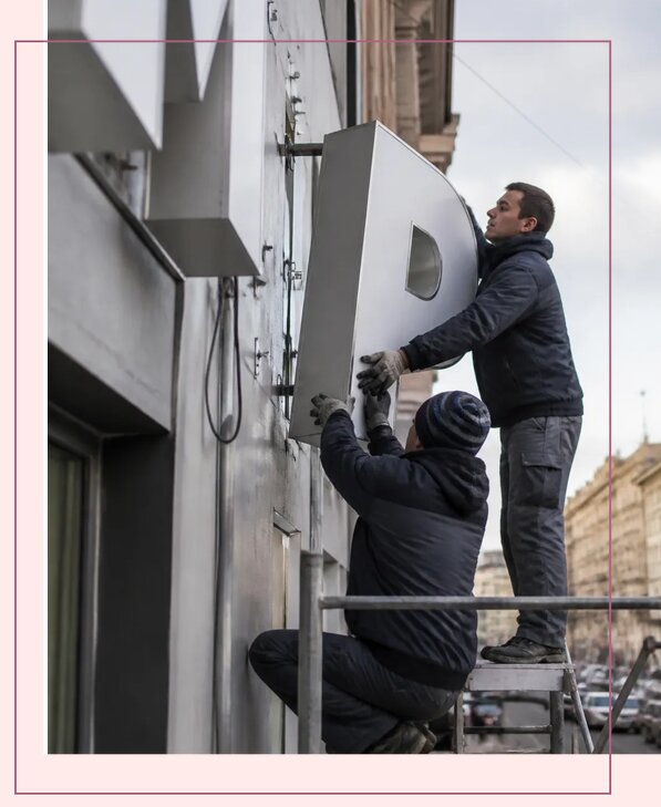 Изготовление и монтаж больших объемных букв в Уфе